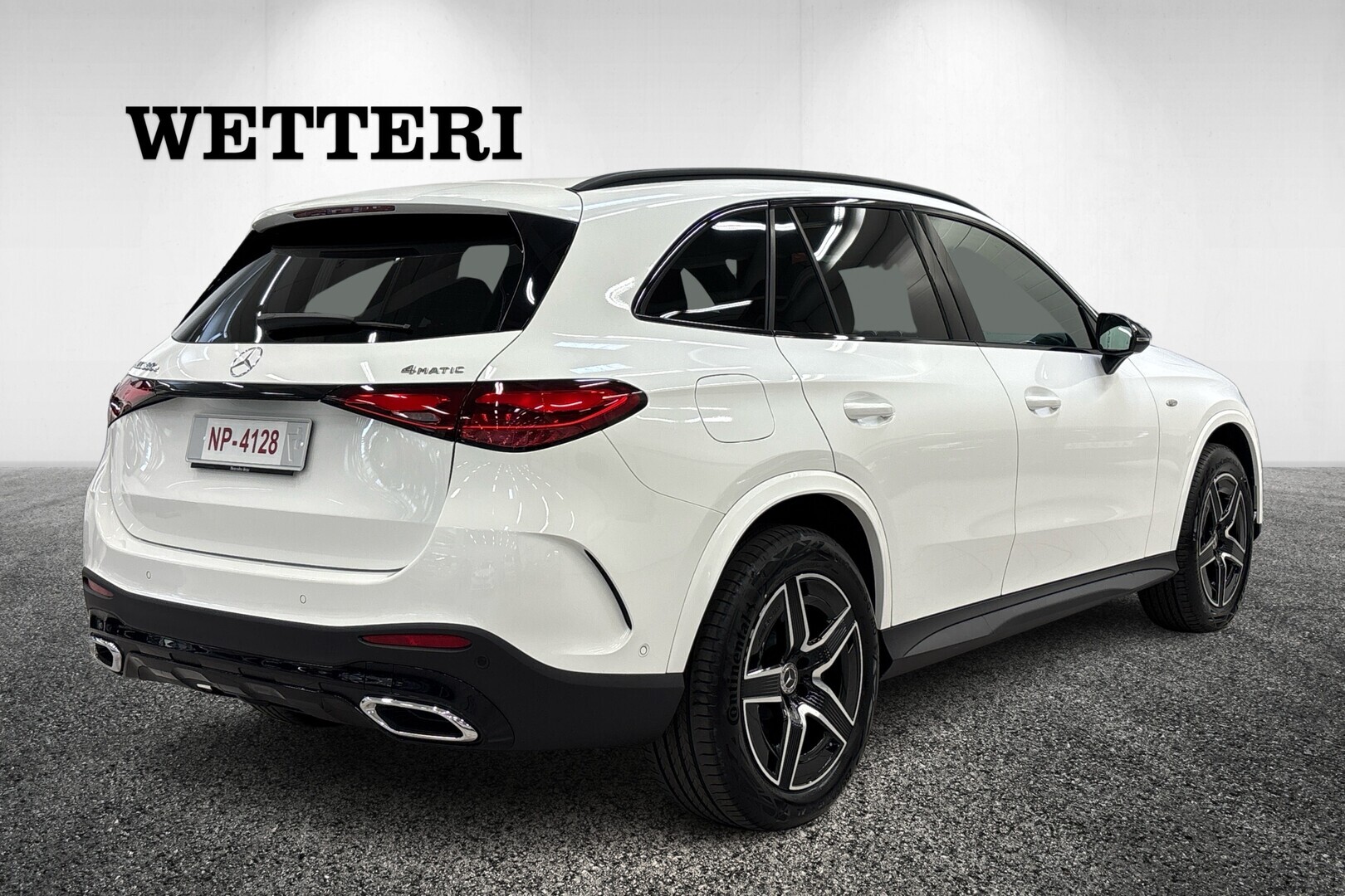 MERCEDES-BENZ GLC 2025