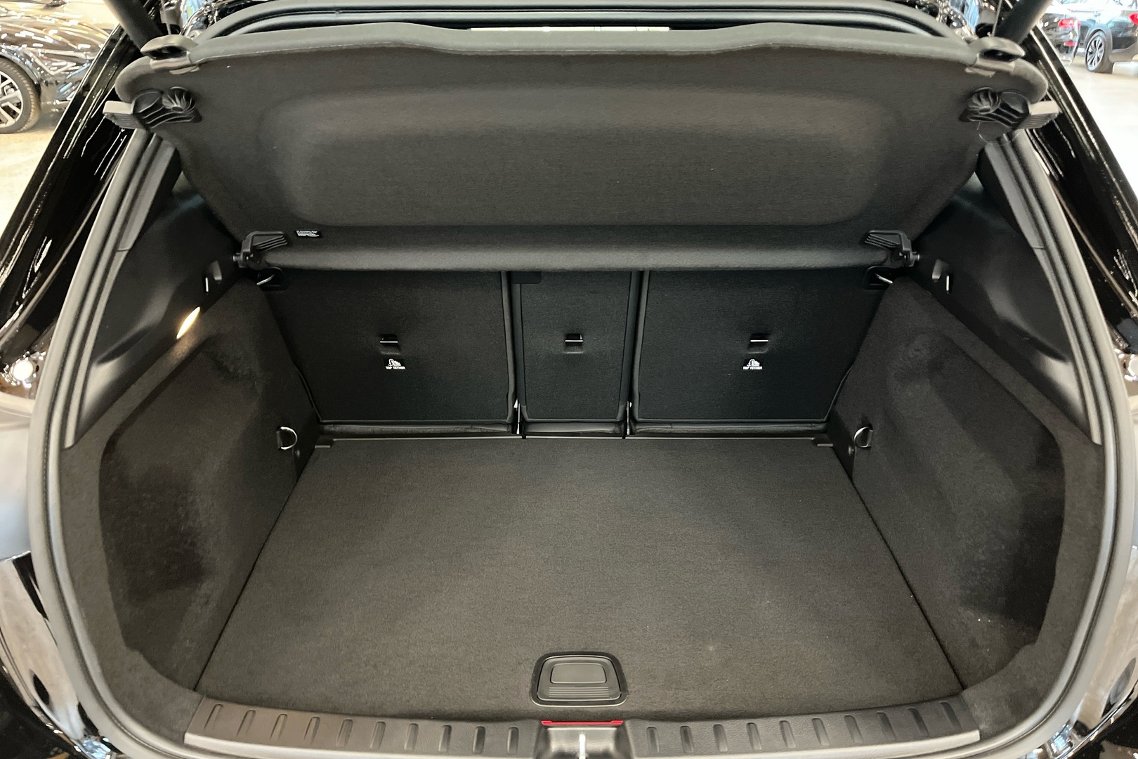 MERCEDES-BENZ GLA 2026