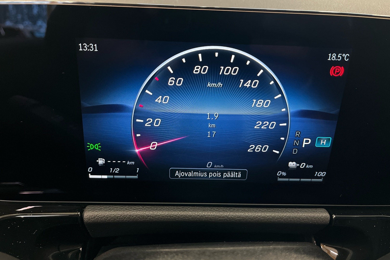 MERCEDES-BENZ GLA 2026