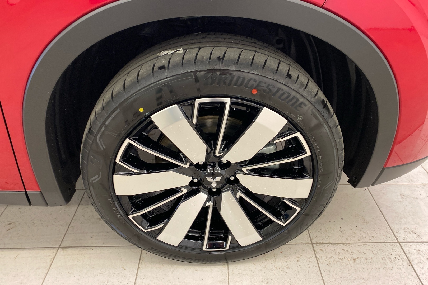 MITSUBISHI Outlander 2026
