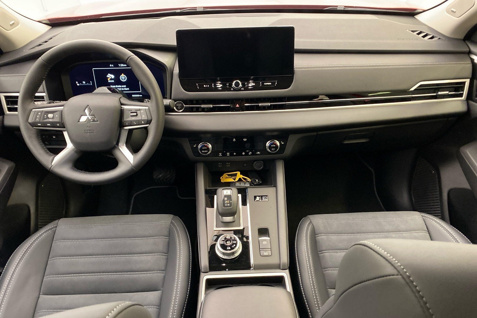 MITSUBISHI Outlander 2026