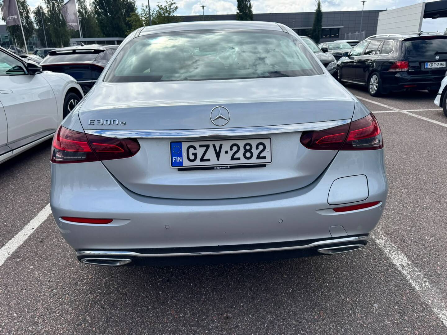 MERCEDES-BENZ E 2021
