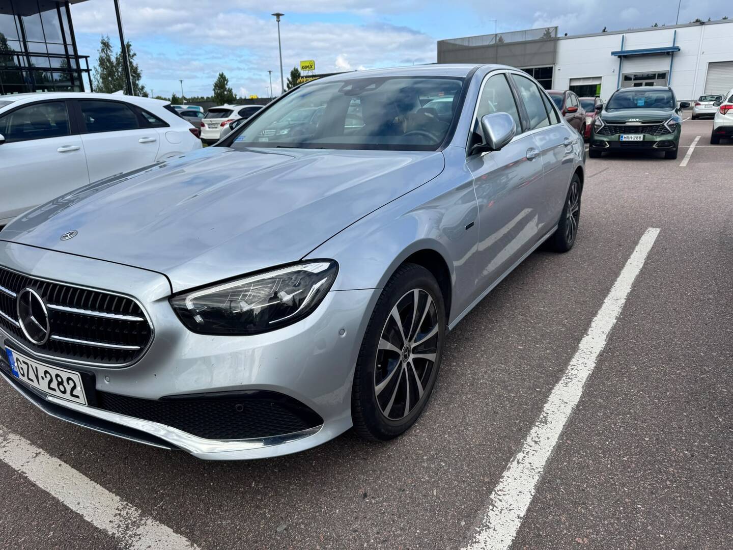 MERCEDES-BENZ E 2021