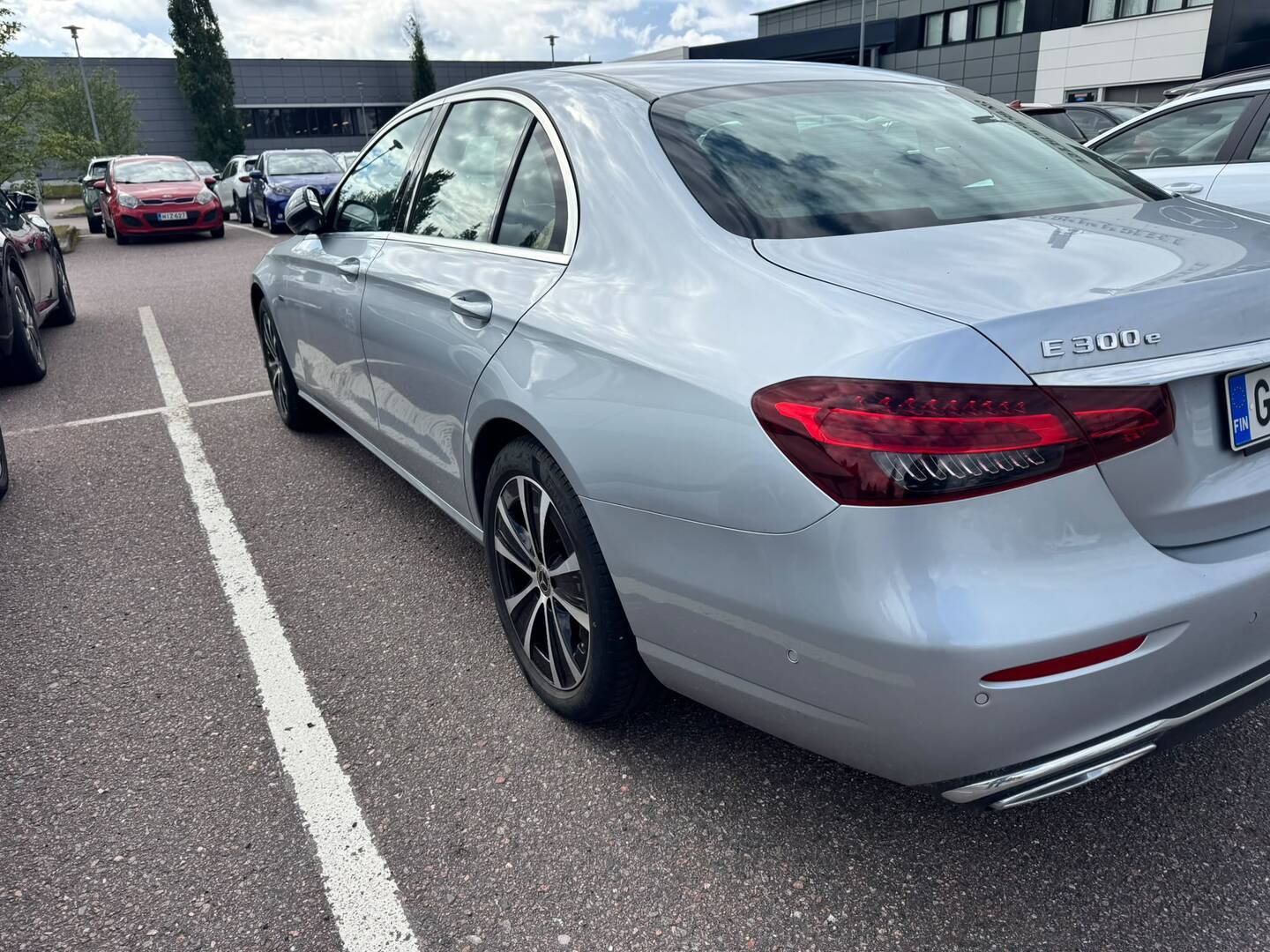 MERCEDES-BENZ E 2021
