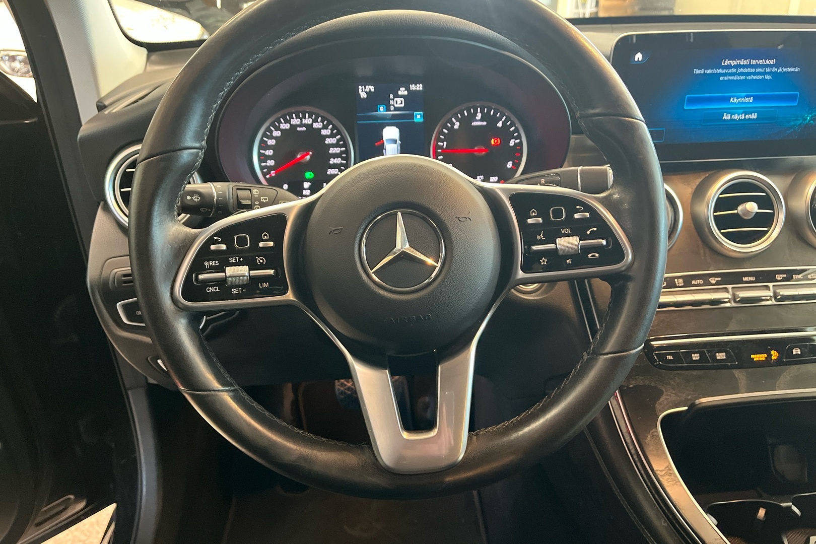 MERCEDES-BENZ GLC 2020