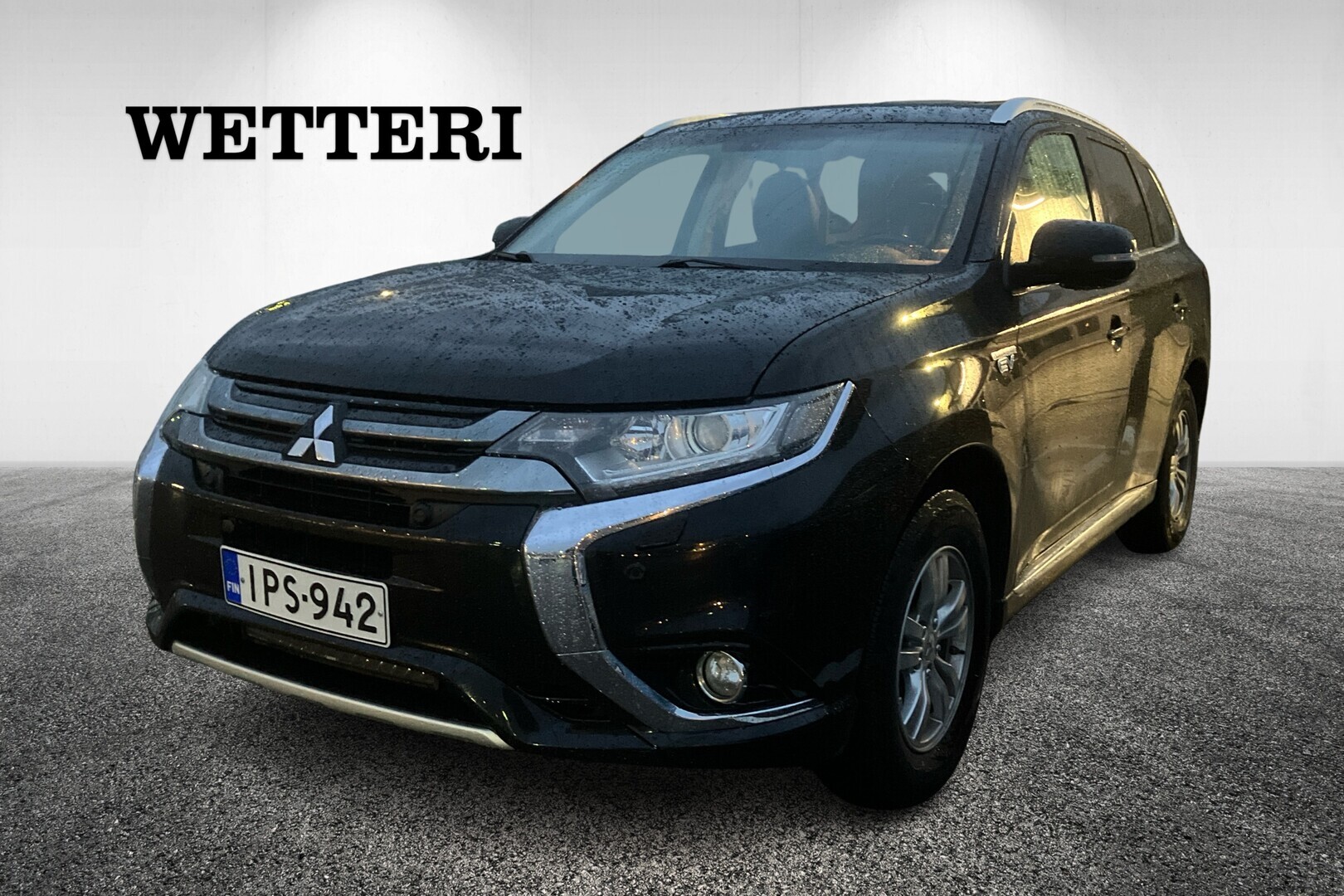 MITSUBISHI Outlander PHEV 2016