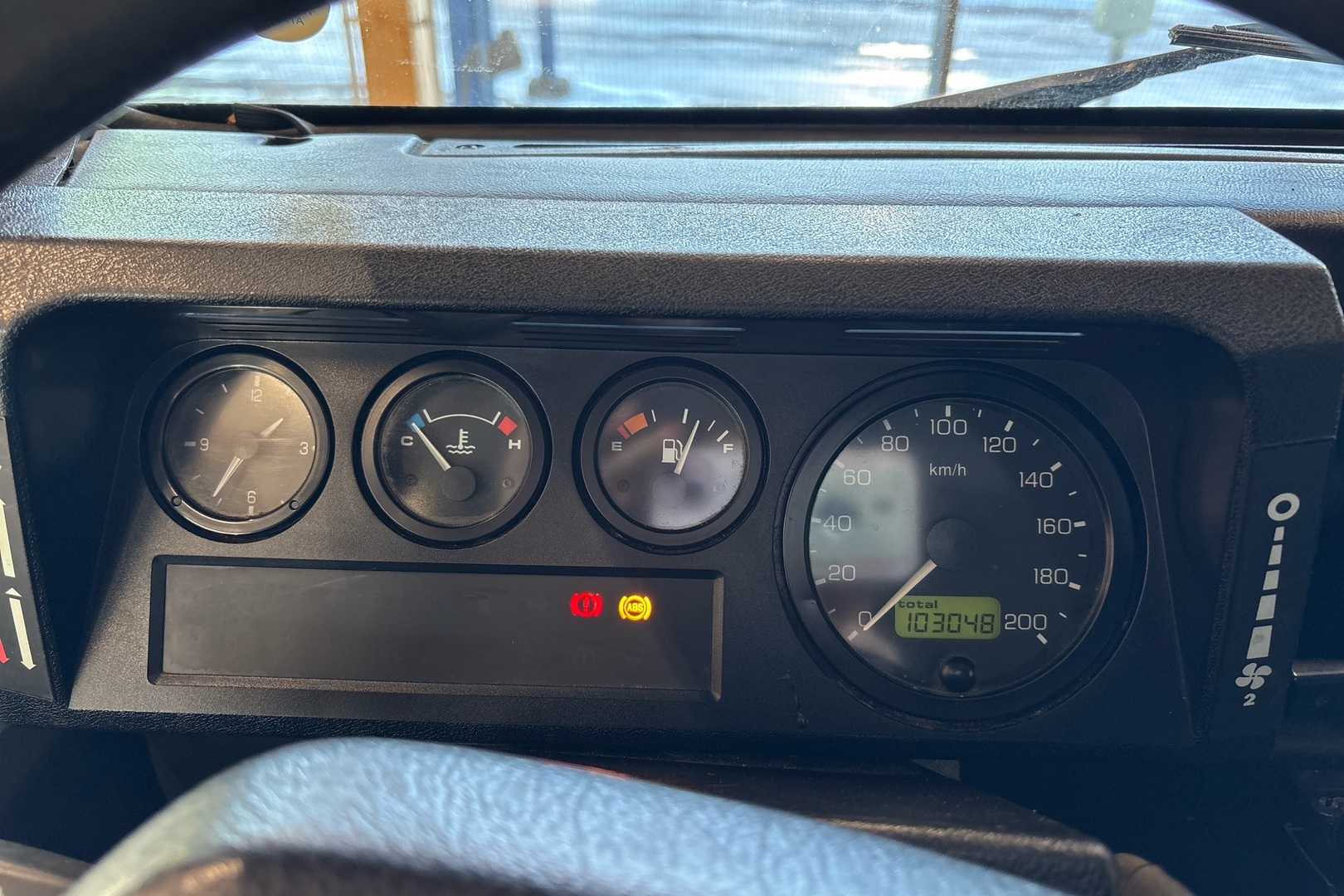 LAND ROVER Defender 2003