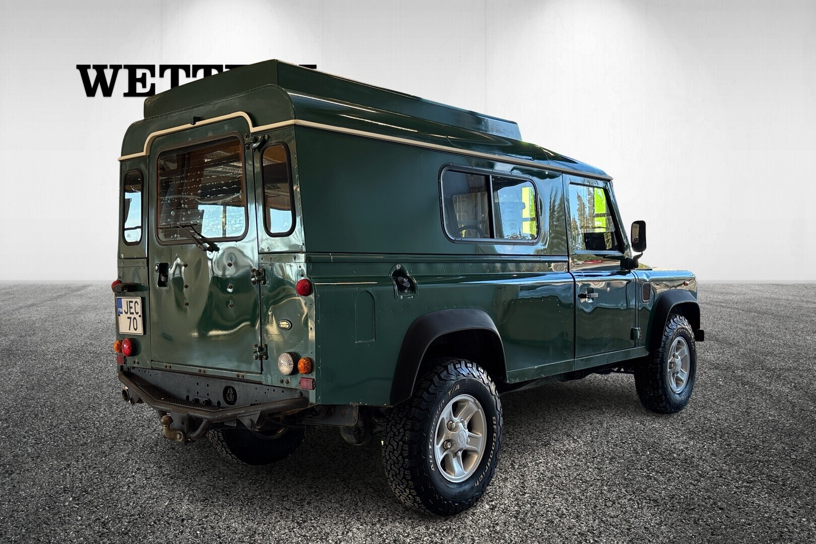 LAND ROVER Defender 2003