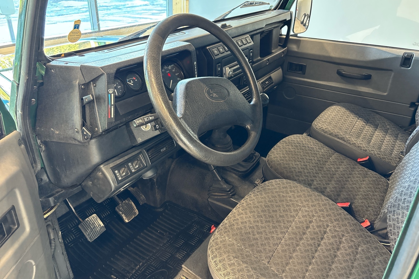 LAND ROVER Defender 2003