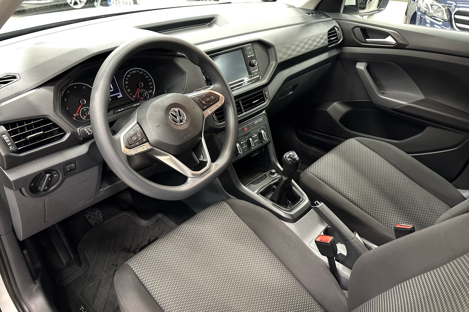 VOLKSWAGEN T-Cross 2019