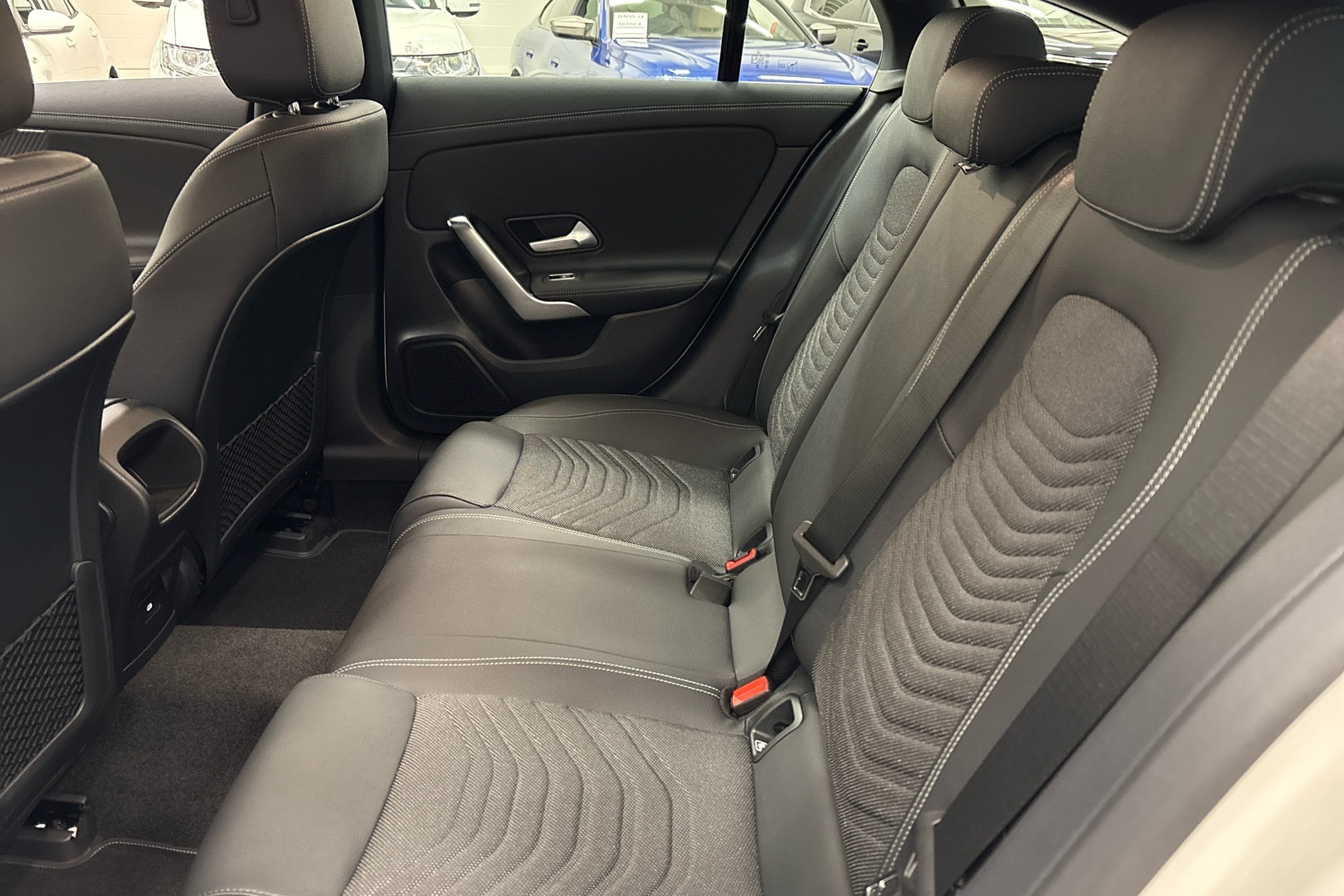 MERCEDES-BENZ CLA 2025