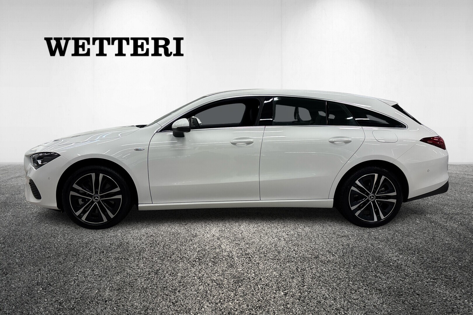 MERCEDES-BENZ CLA 2025