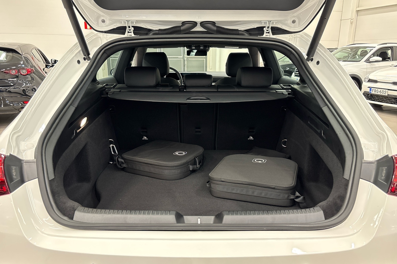 MERCEDES-BENZ CLA 2025