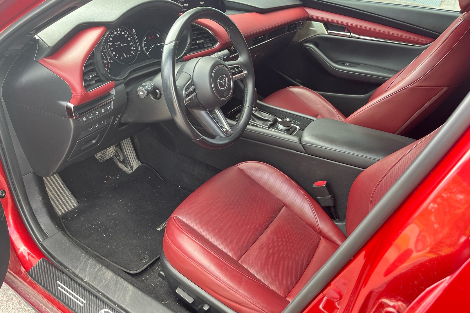 MAZDA Mazda3 2019