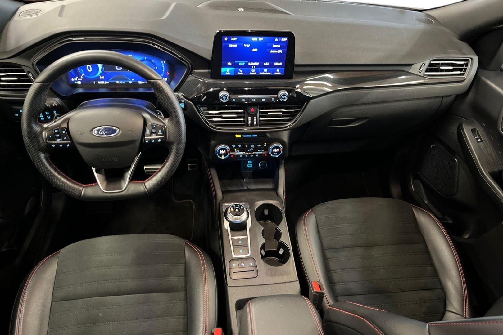 FORD Kuga 10