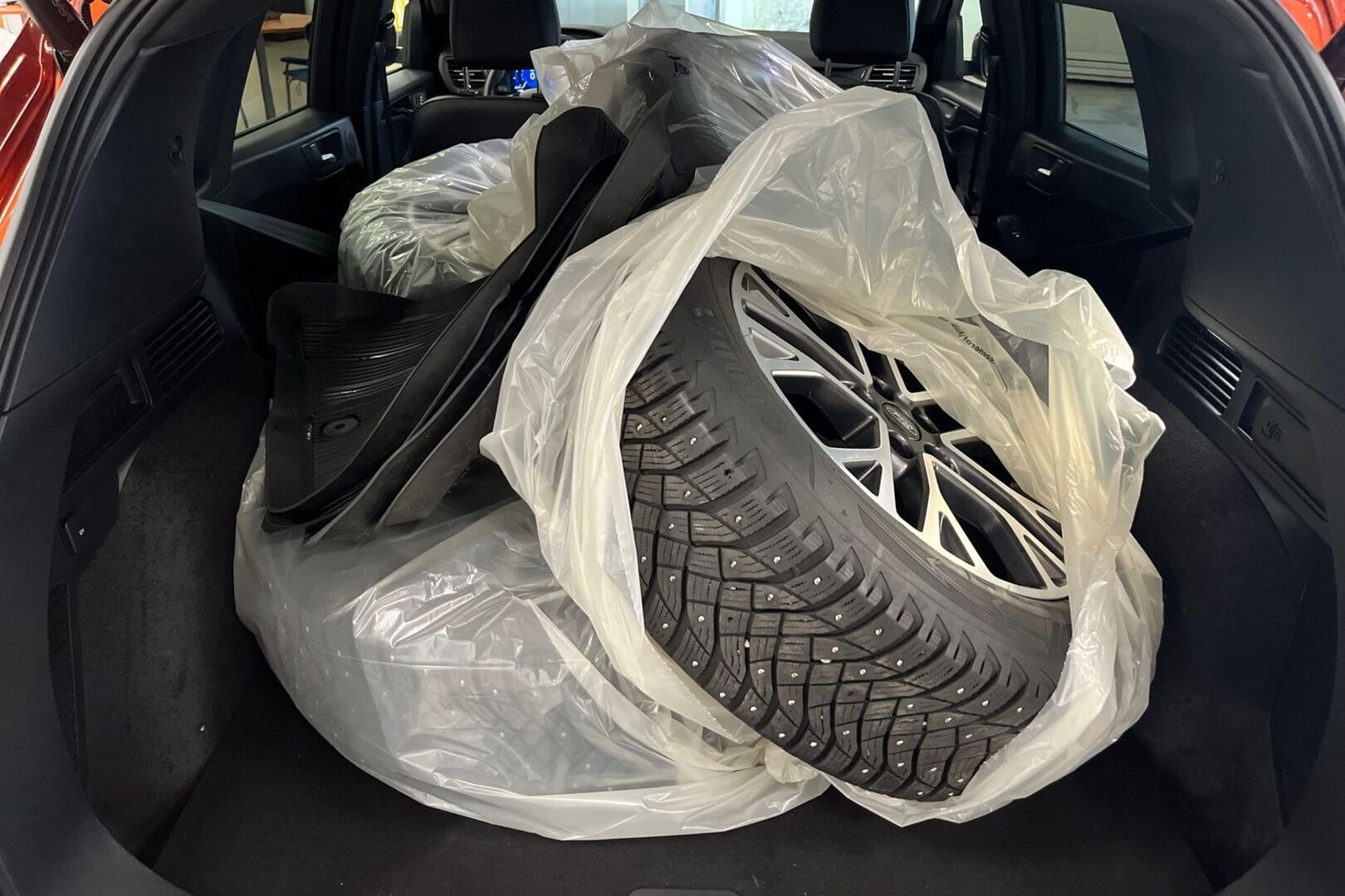 FORD Kuga 11