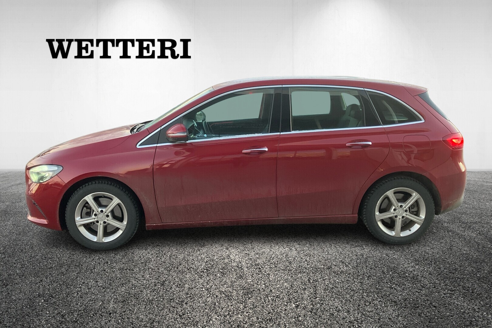 MERCEDES-BENZ B 2023