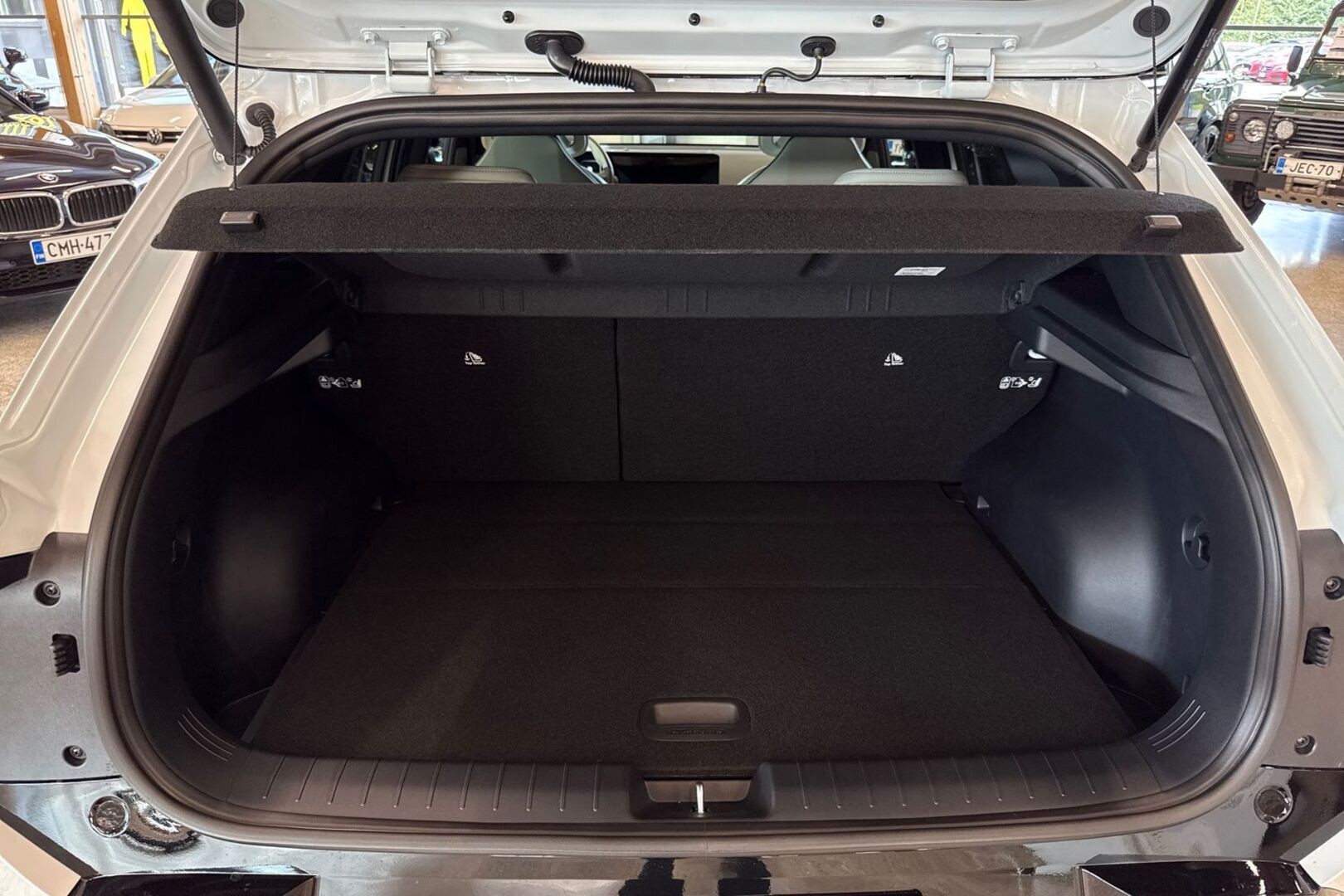 KIA EV4 12