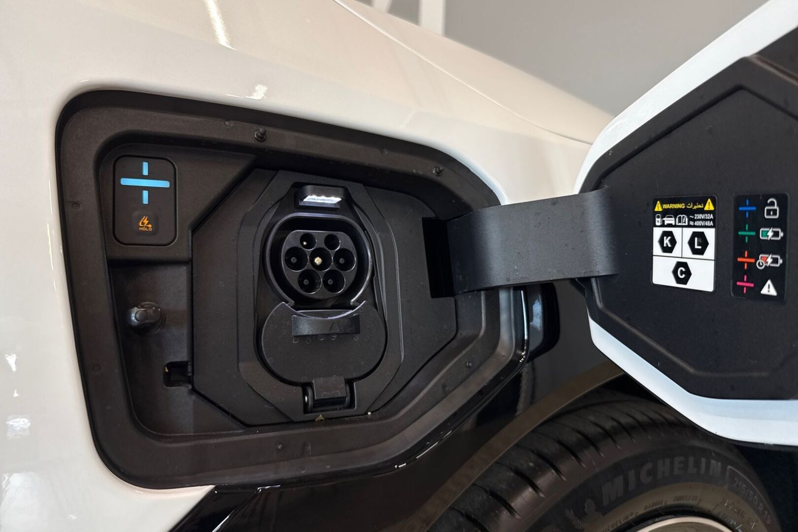 KIA EV4 38