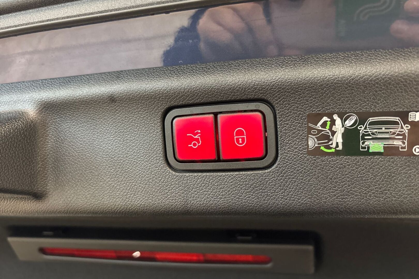 MERCEDES-BENZ C 2026