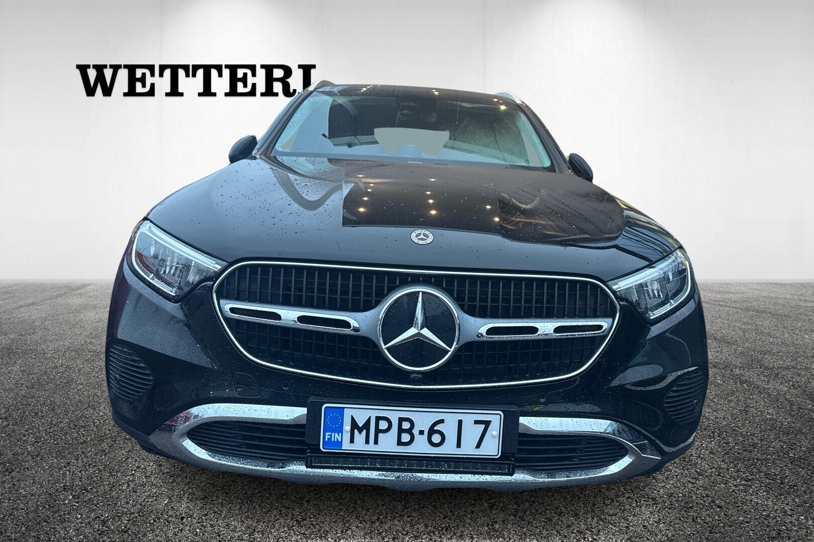 MERCEDES-BENZ GLC 2023