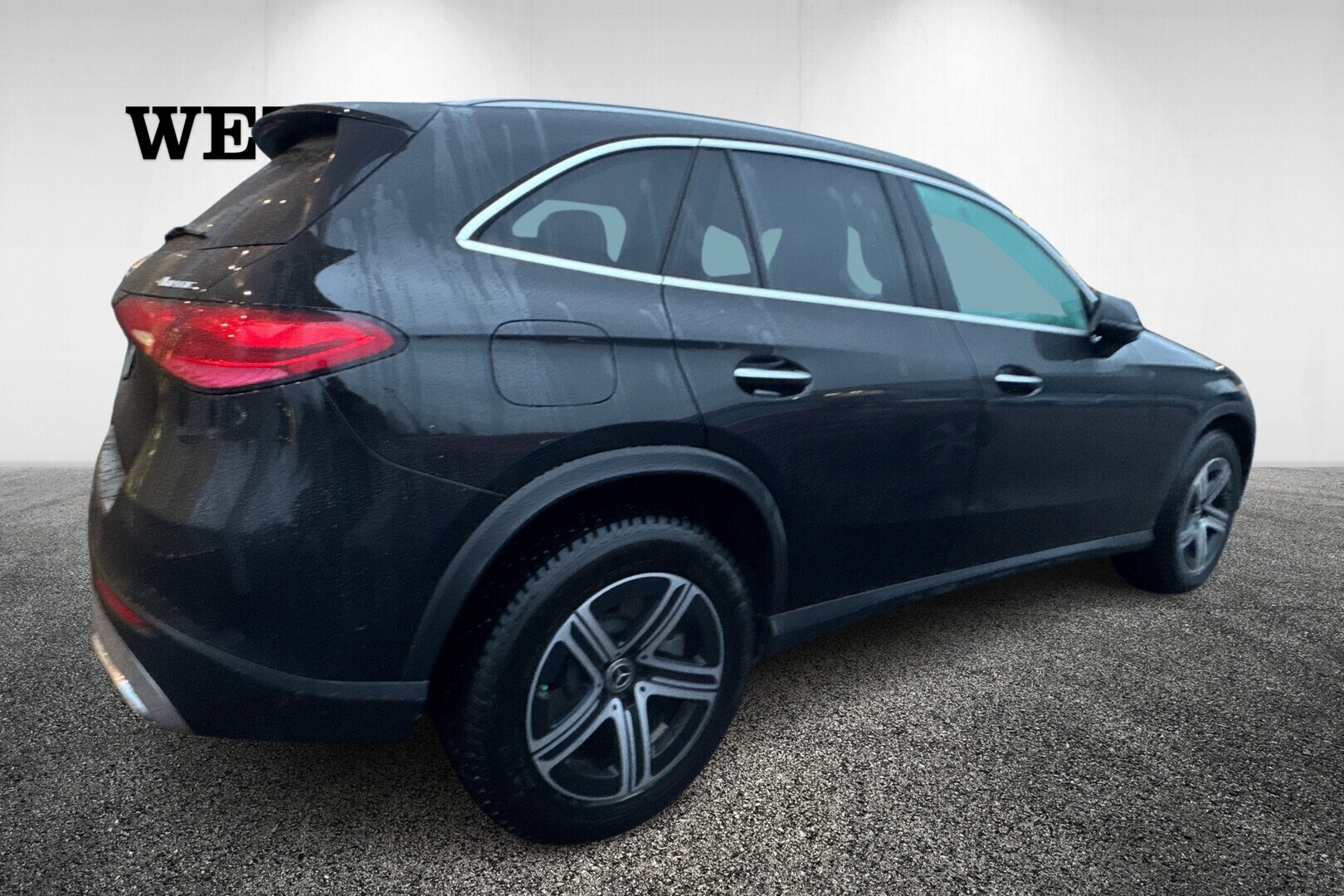 MERCEDES-BENZ GLC 2023