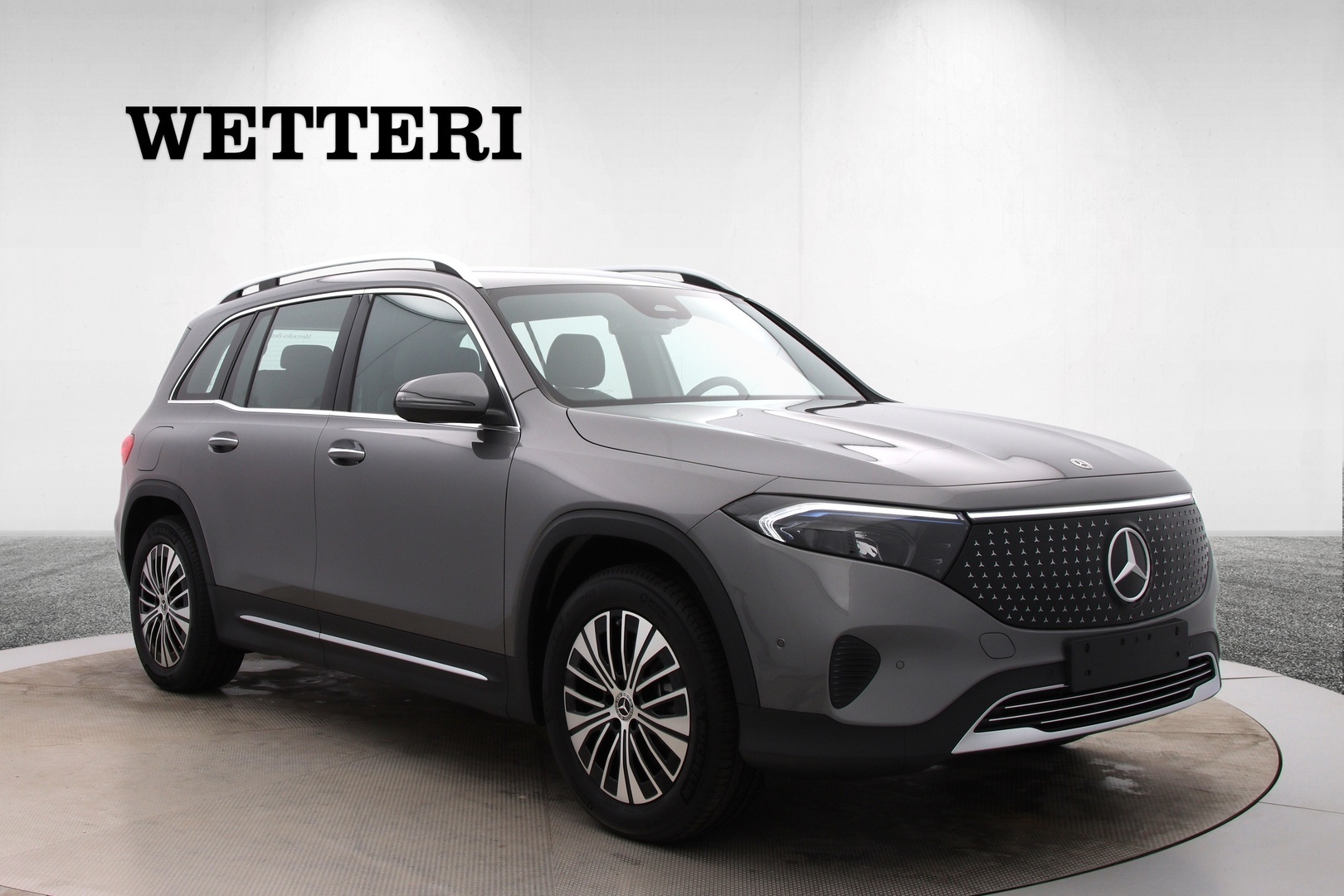 MERCEDES-BENZ EQB 2025