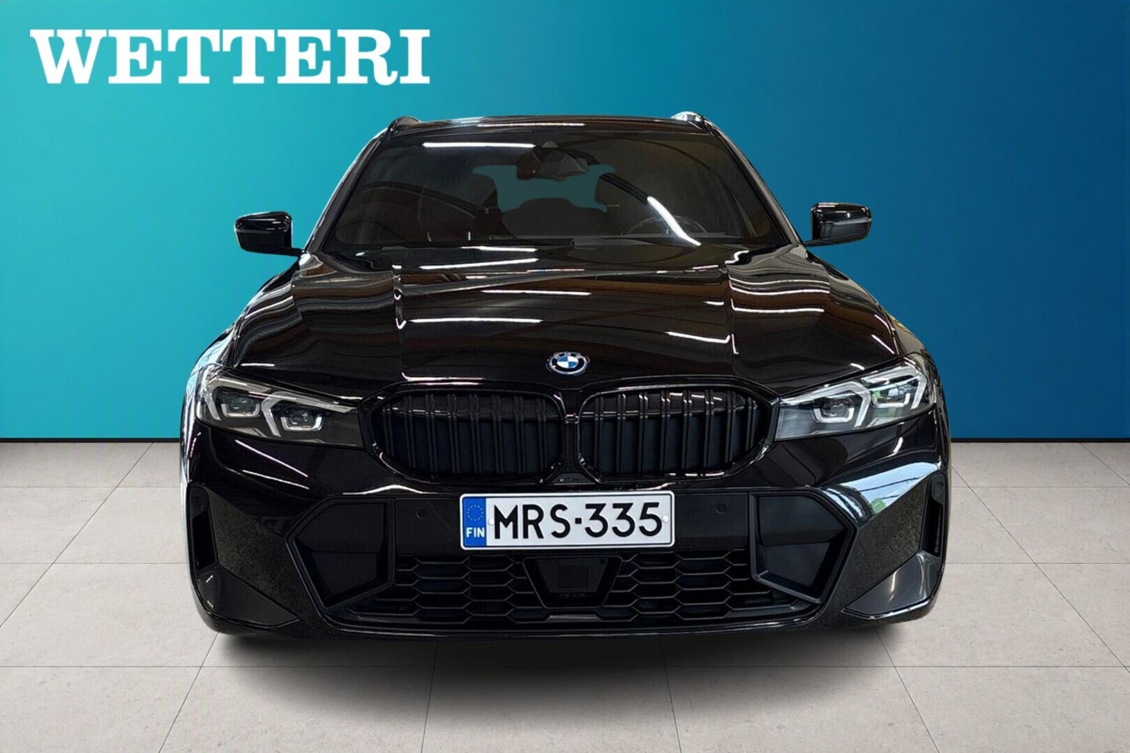 BMW 330 2023