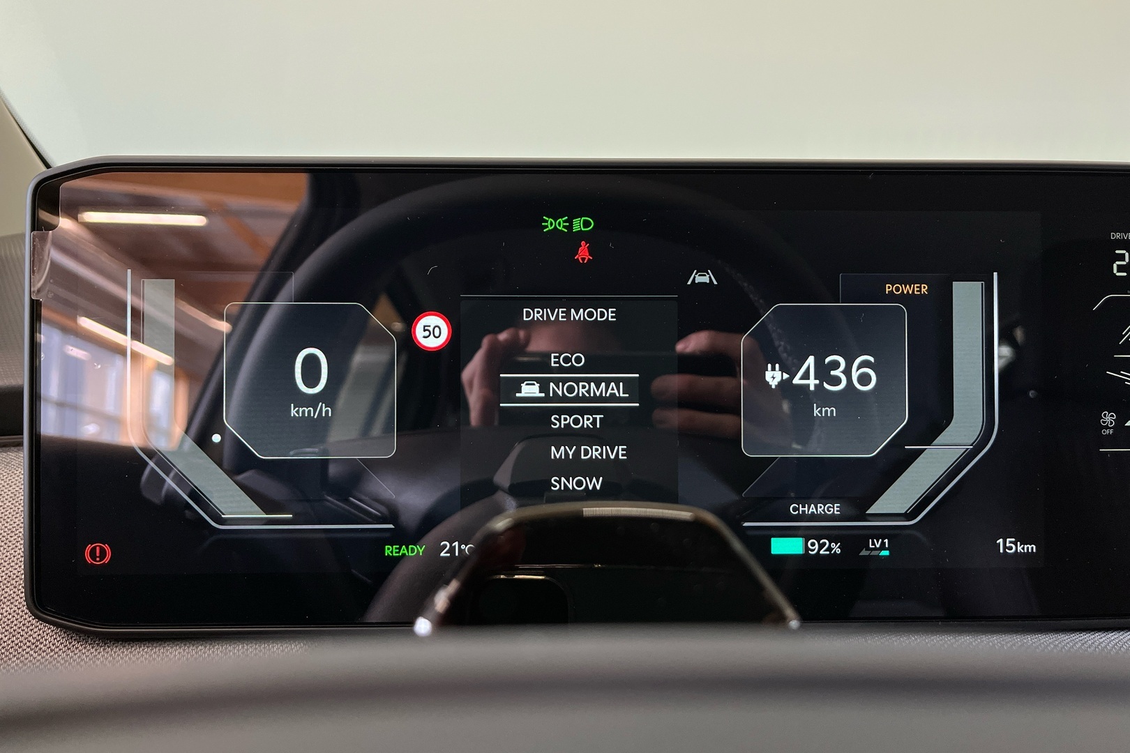 KIA EV3 32