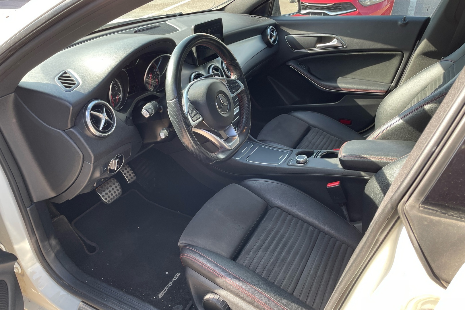 MERCEDES-BENZ CLA 2016