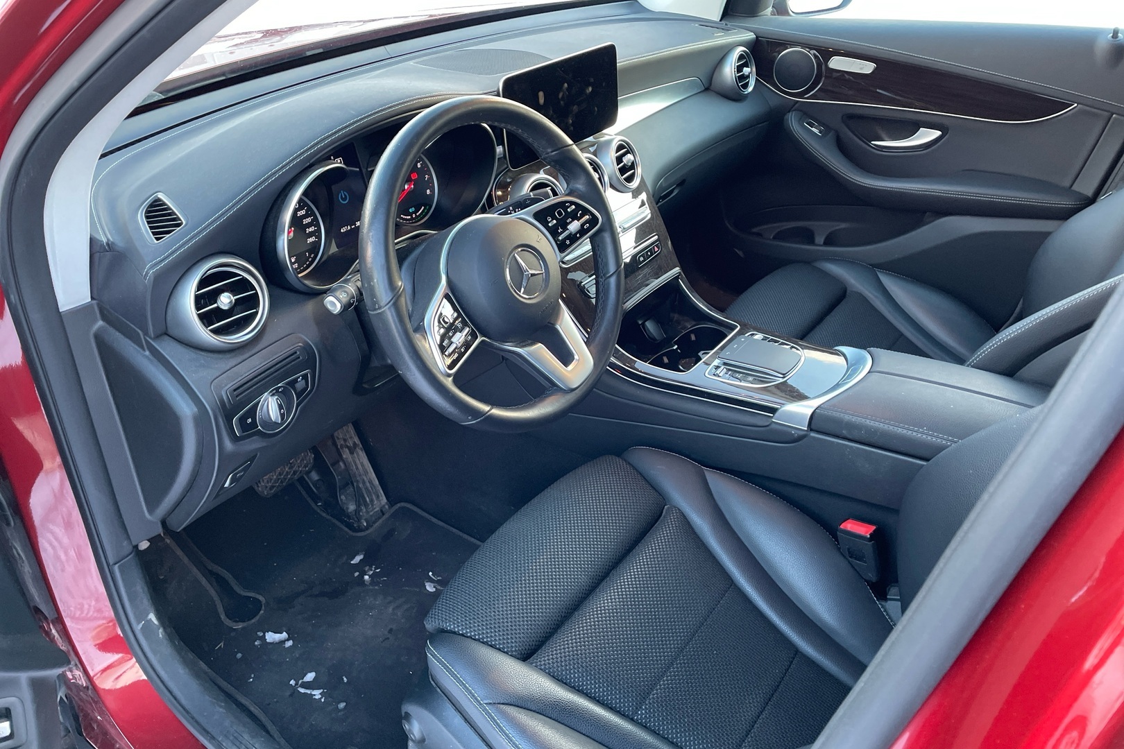 MERCEDES-BENZ GLC 2022