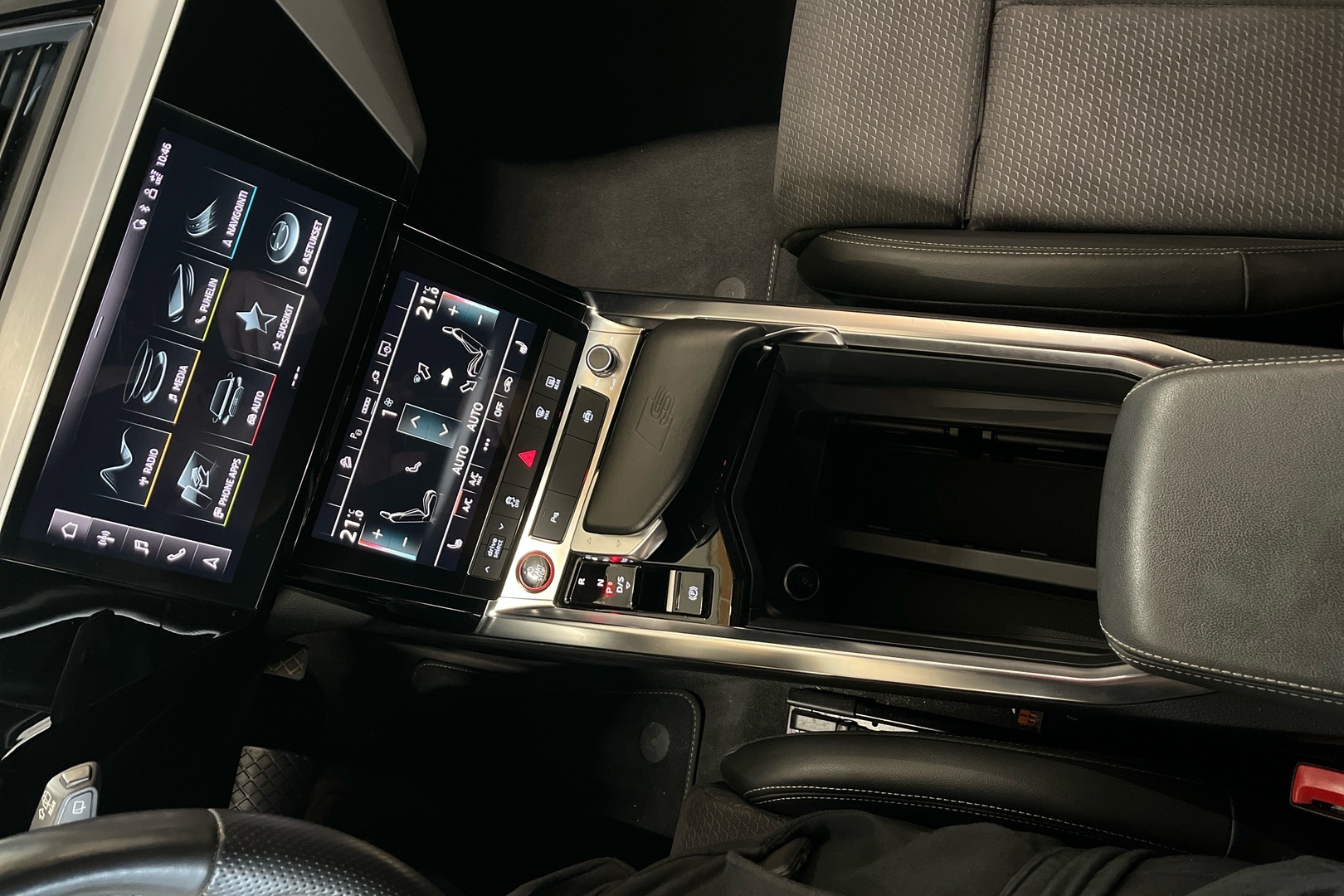 AUDI e-tron 2022