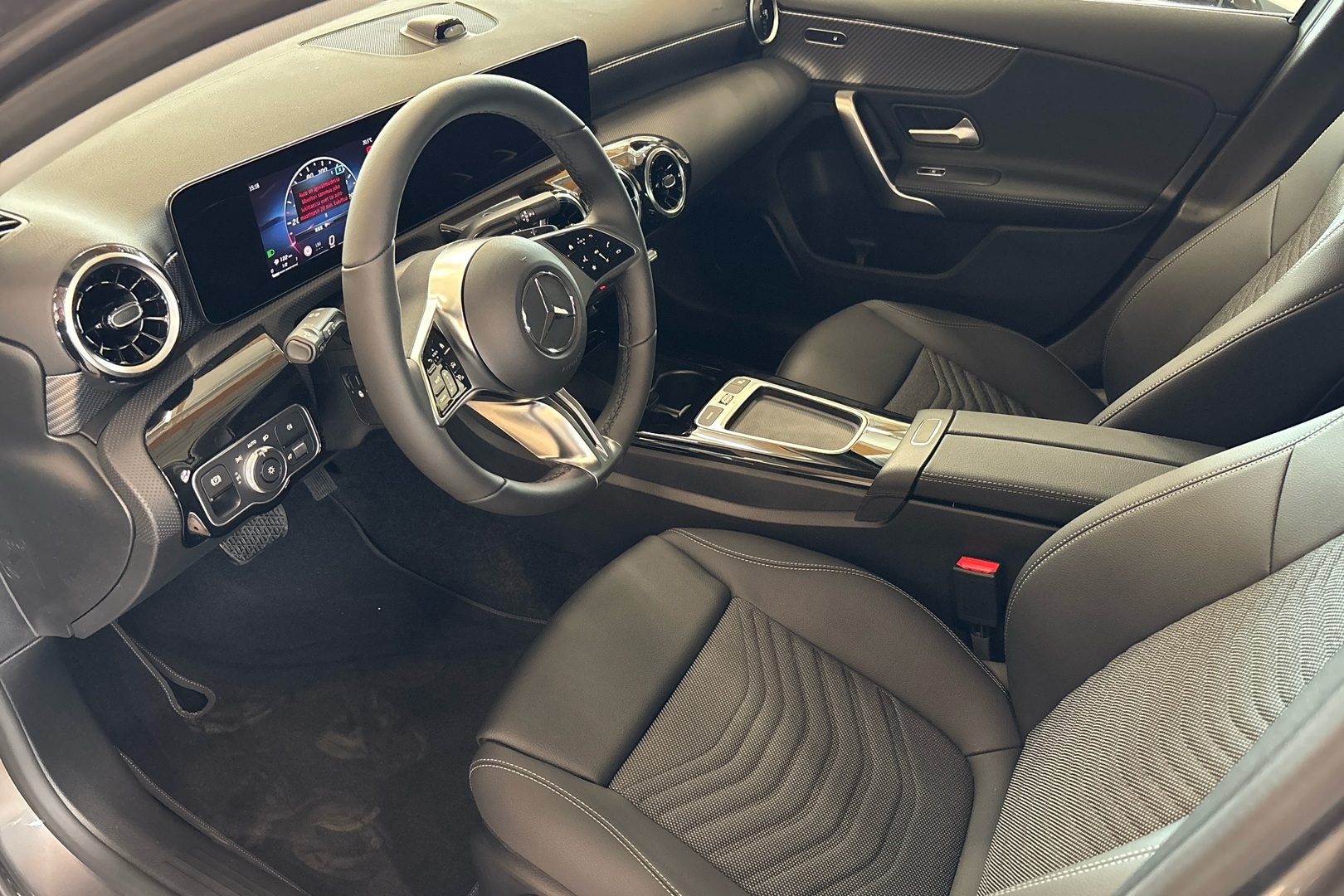 MERCEDES-BENZ A 2026