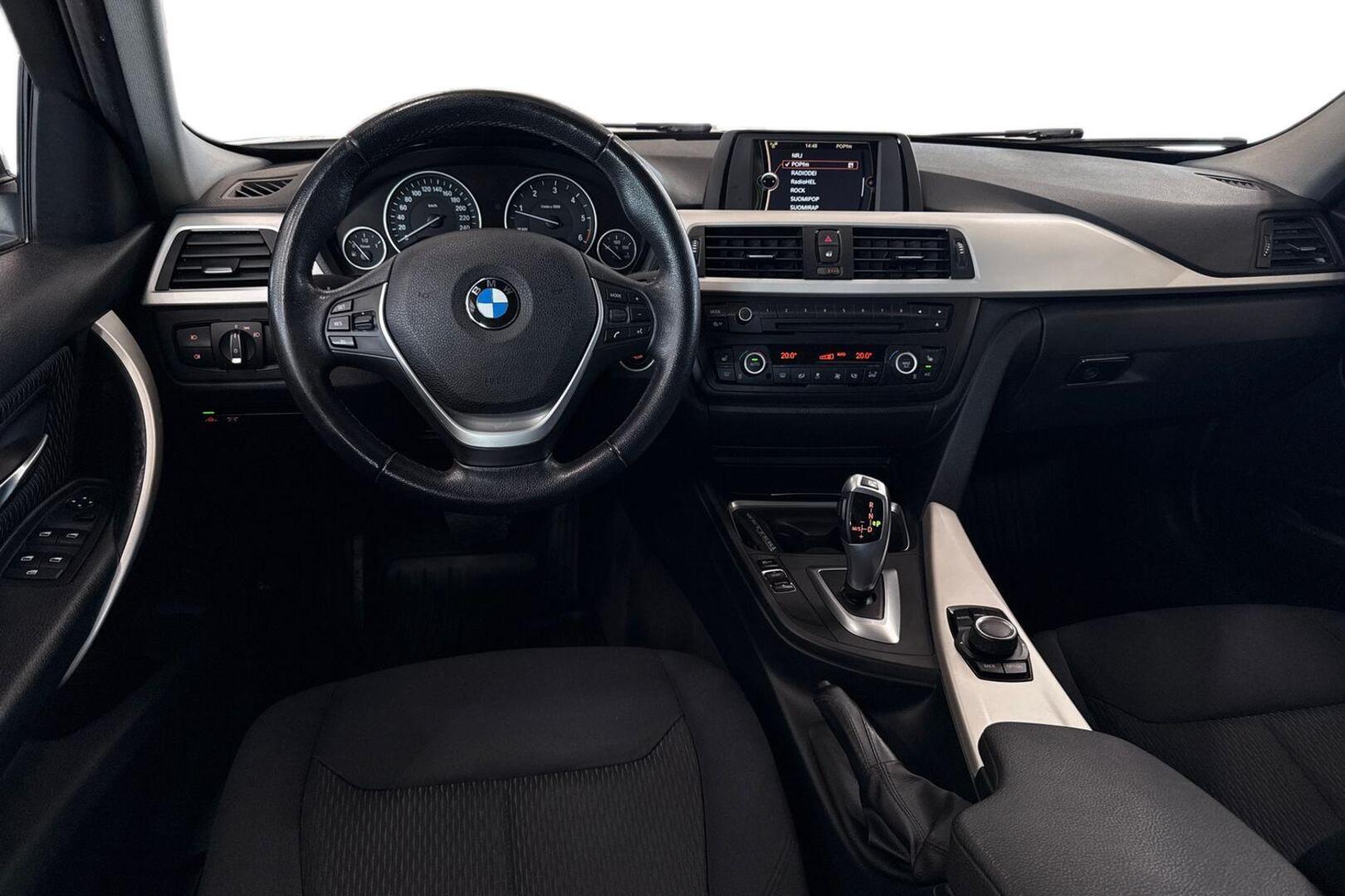 BMW 318 2013