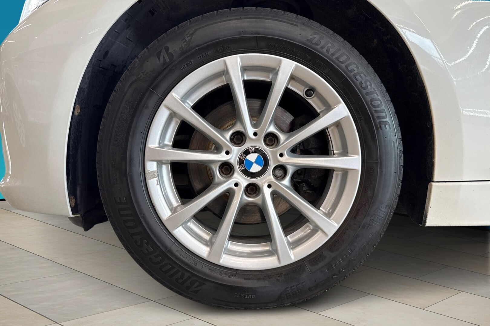 BMW 318 2013