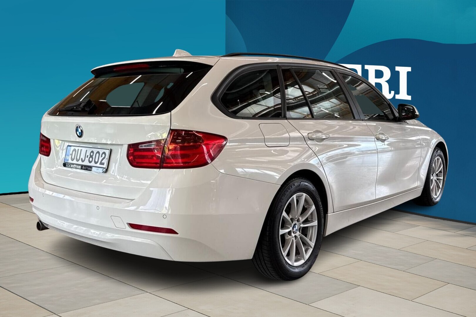BMW 318 2013