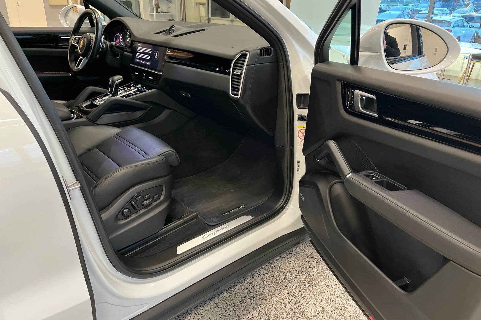 PORSCHE Cayenne 2022