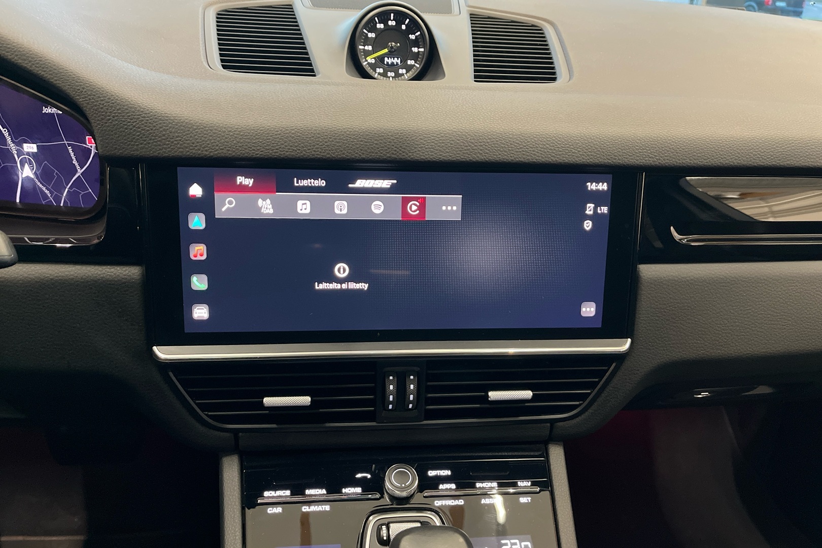 PORSCHE Cayenne 2022