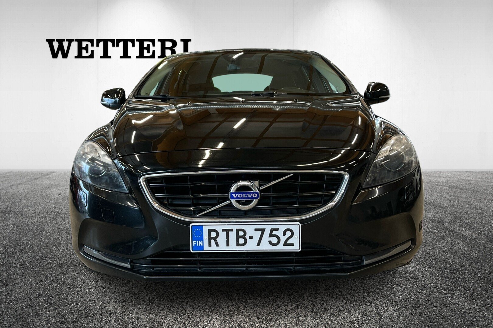 VOLVO V40 2014