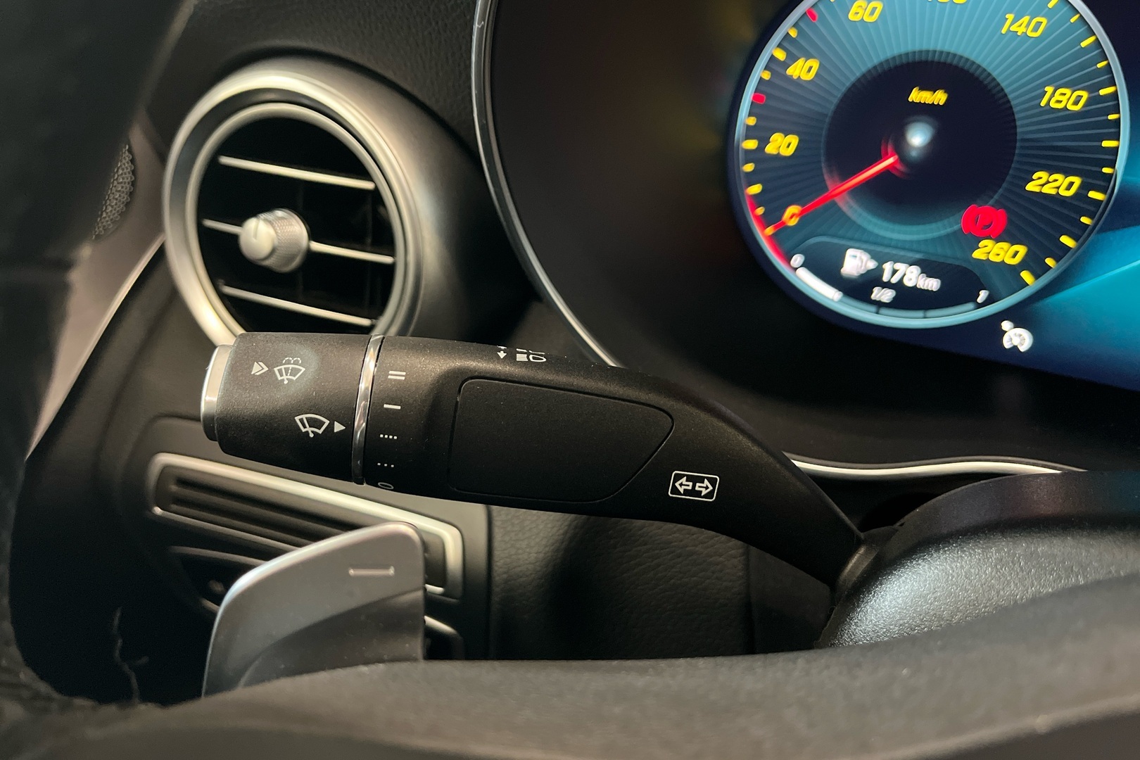 MERCEDES-BENZ C 2021