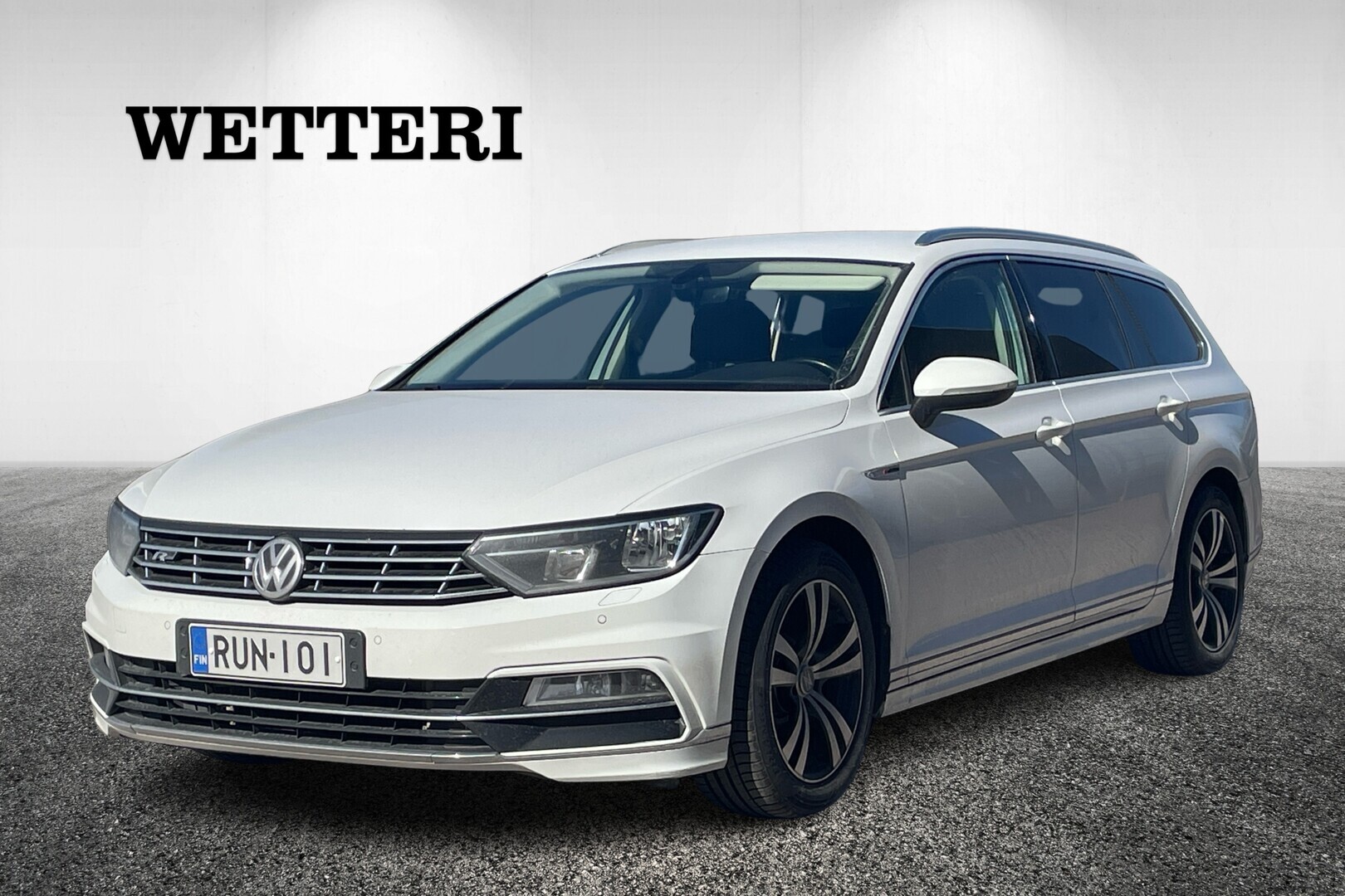 VOLKSWAGEN Passat 2017