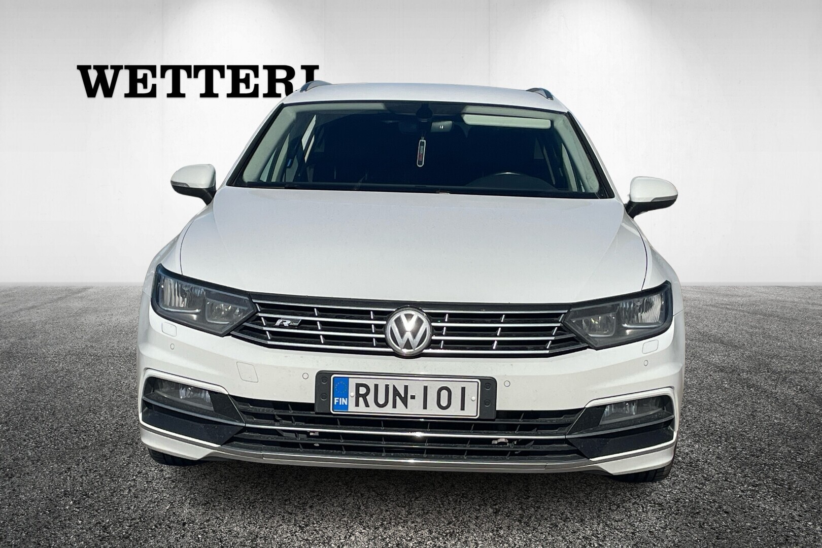 VOLKSWAGEN Passat 2017