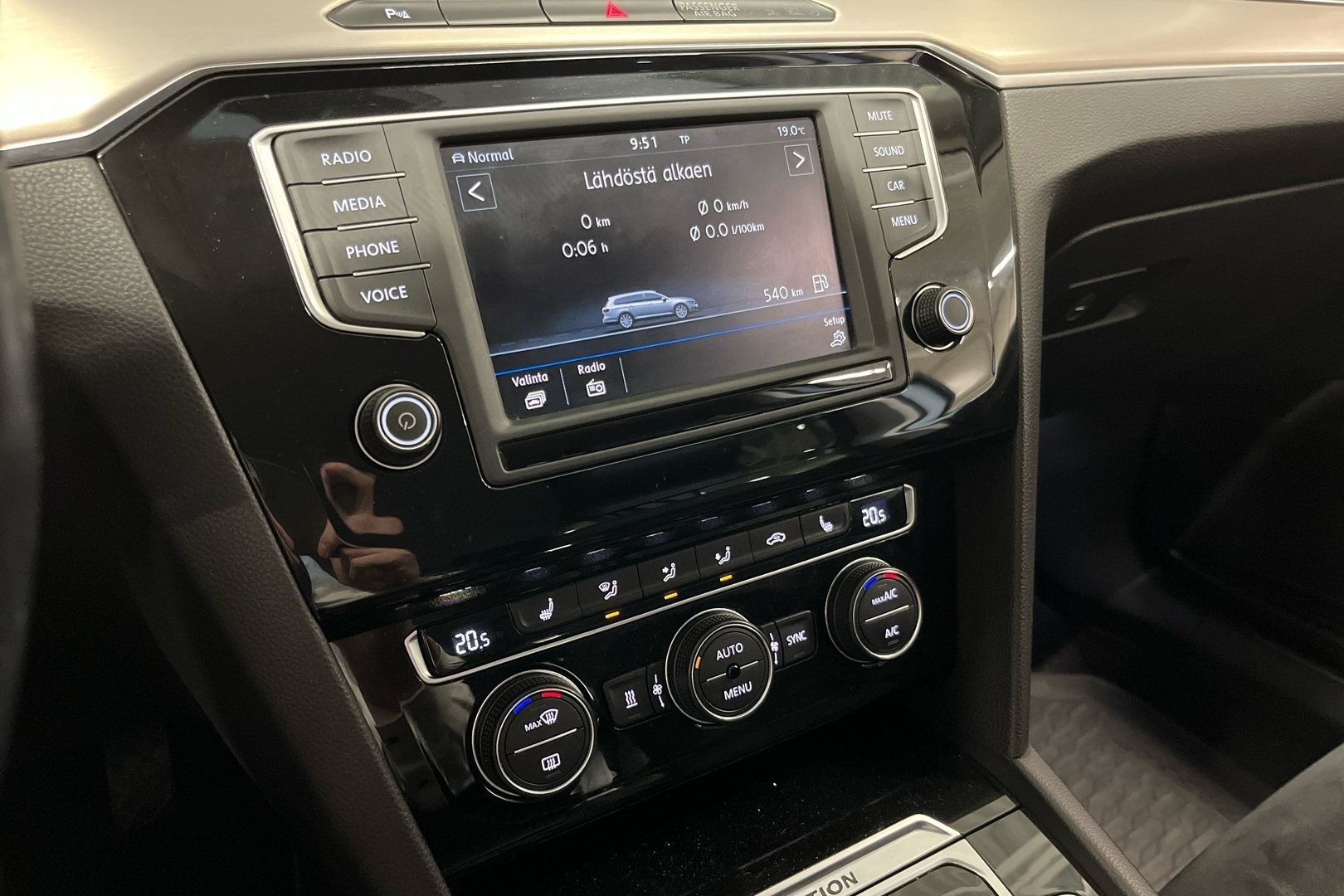 VOLKSWAGEN Passat 2017