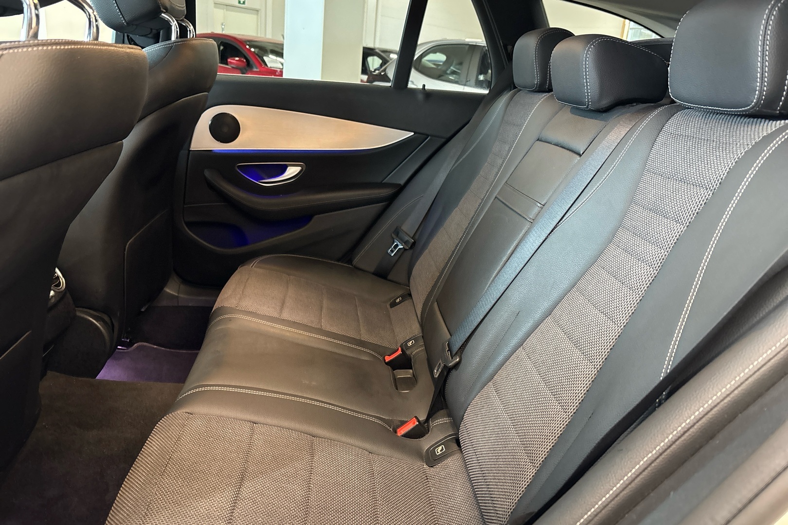 MERCEDES-BENZ E 2021