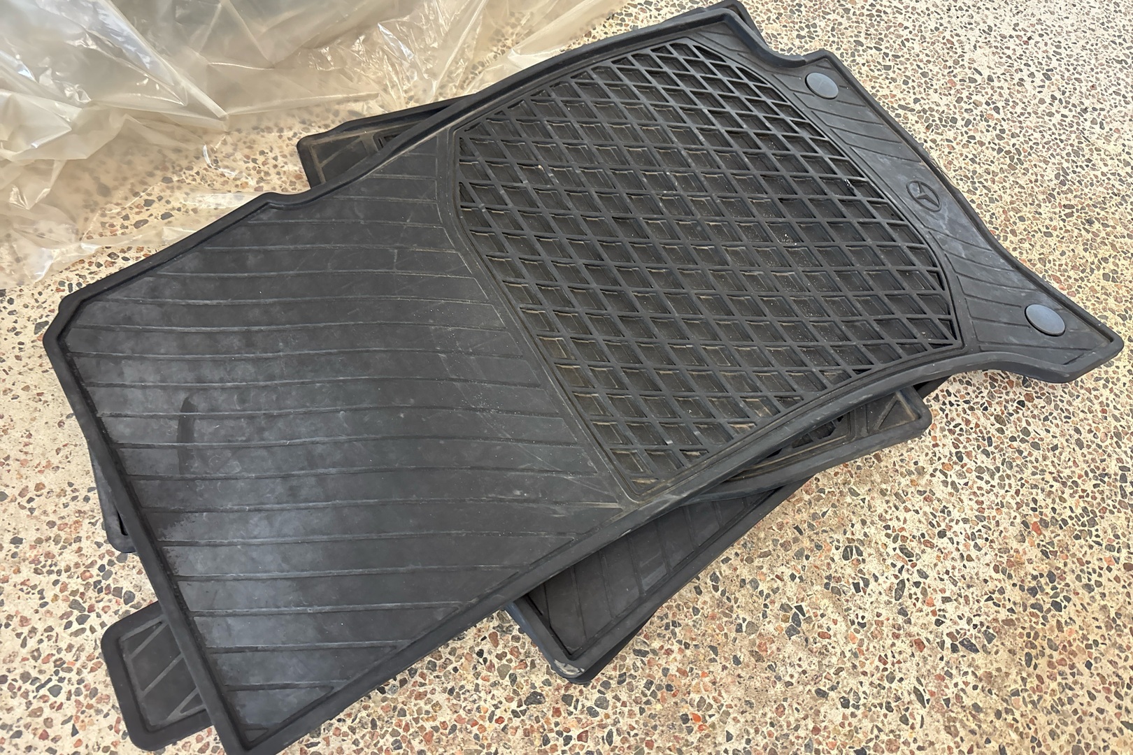 MERCEDES-BENZ E 2021