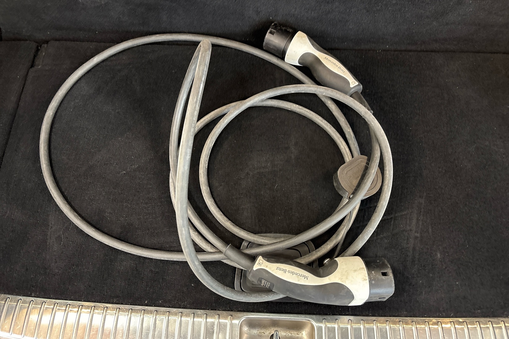 MERCEDES-BENZ E 2021