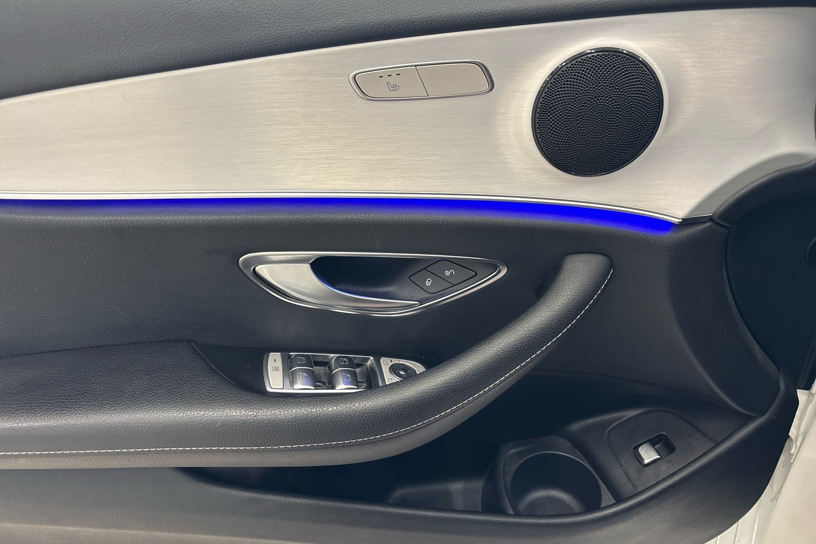 MERCEDES-BENZ E 2021