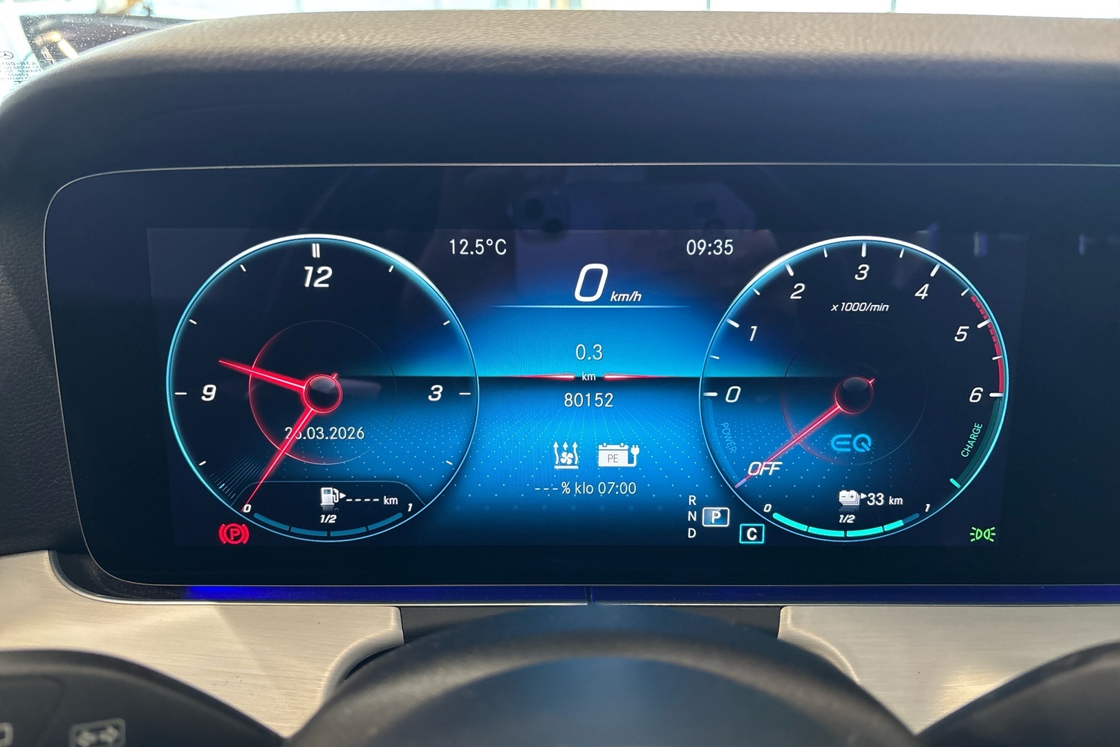 MERCEDES-BENZ E 2021