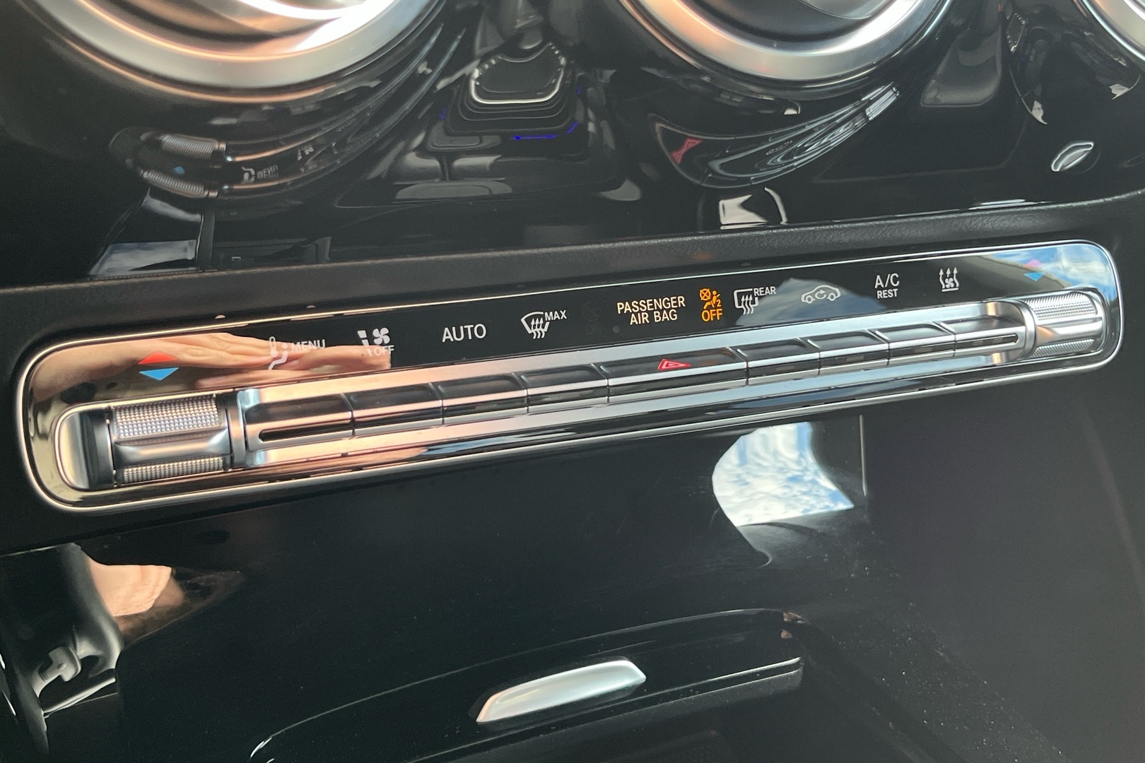 MERCEDES-BENZ CLA 2021