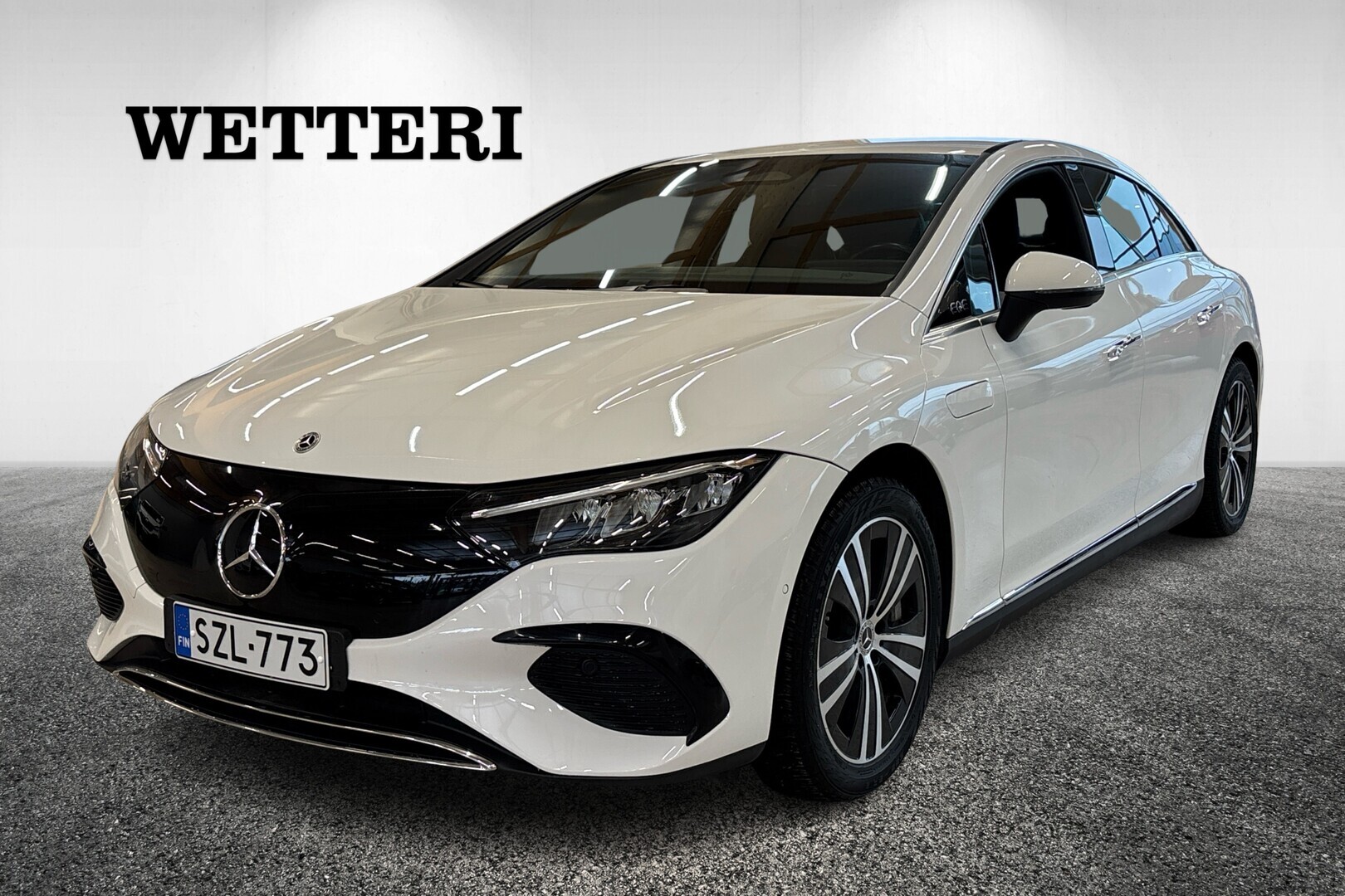 MERCEDES-BENZ EQE 2023